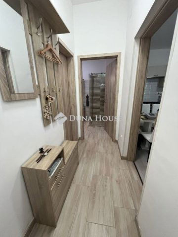 Eladó családi ház, Budapesten, X. kerületben 62.9 M Ft, 3 szobás