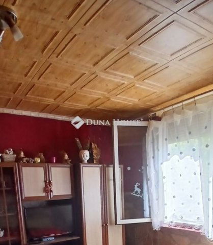 Eladó téglalakás, Tatabányán 31.9 M Ft, 2 szobás