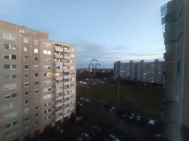 Eladó panellakás, Debrecenben, István úton 55.99 M Ft, 3 szobás