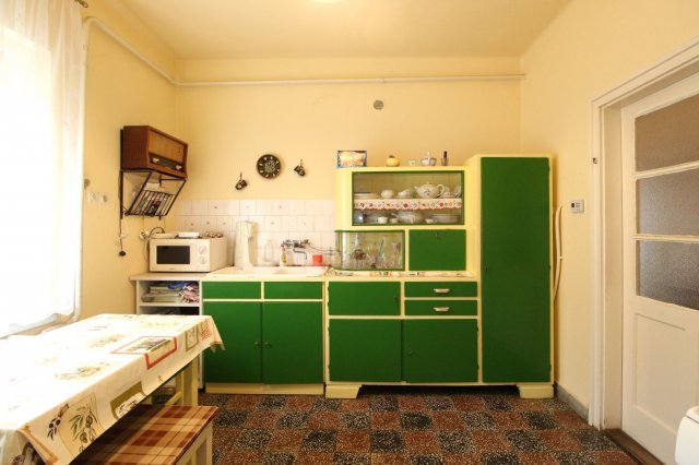 Eladó családi ház, Pannonhalmán 54.9 M Ft, 2 szobás