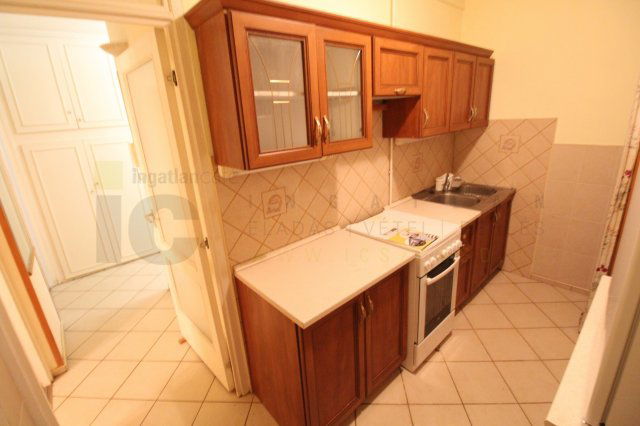 Eladó panellakás, Szegeden, Tápai utcában 55 M Ft, 2 szobás