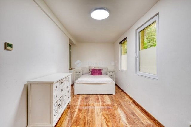 Eladó téglalakás, Budapesten, X. kerületben 81.9 M Ft, 4 szobás