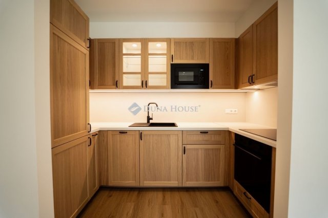 Kiadó téglalakás, albérlet, Budakalászon 430 E Ft / hó