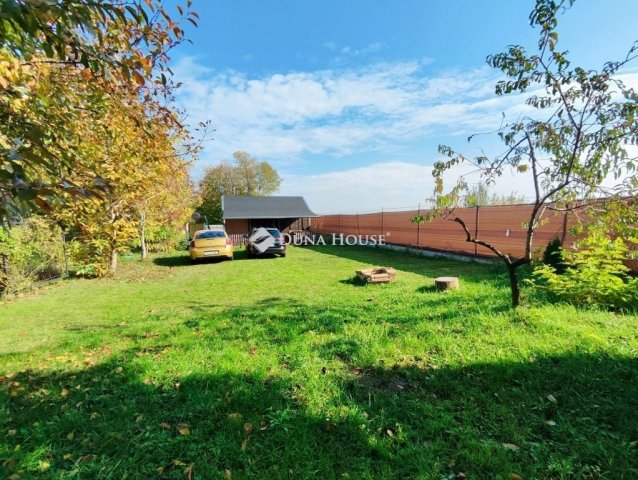 Eladó nyaraló, Balatonakarattyán 25 M Ft, 1+2 szobás