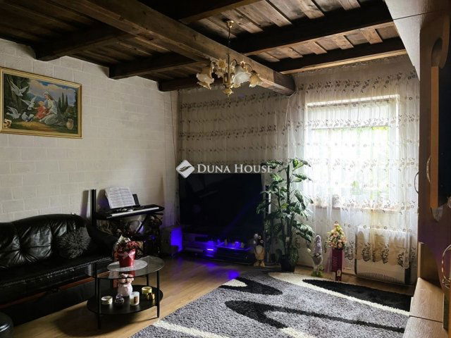 Eladó családi ház, Bugyin 44.99 M Ft, 3 szobás