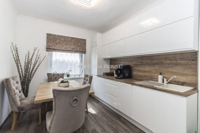 Eladó családi ház, Bükön 75 M Ft, 6 szobás