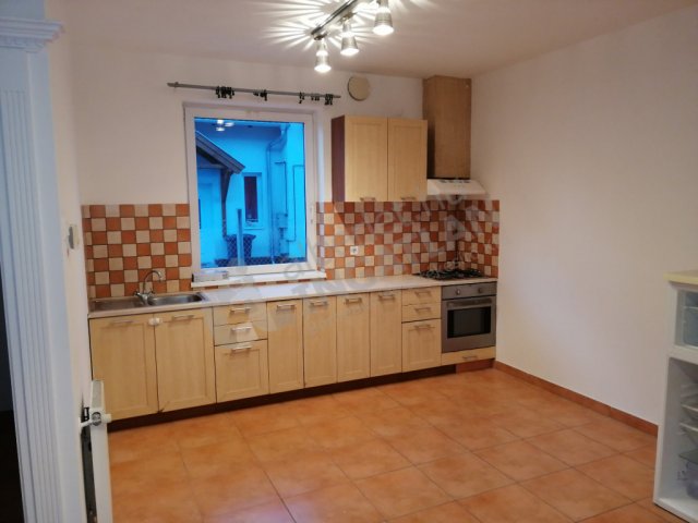 Kiadó sorház, albérlet, Üllőn 310 E Ft / hó, 2 szobás