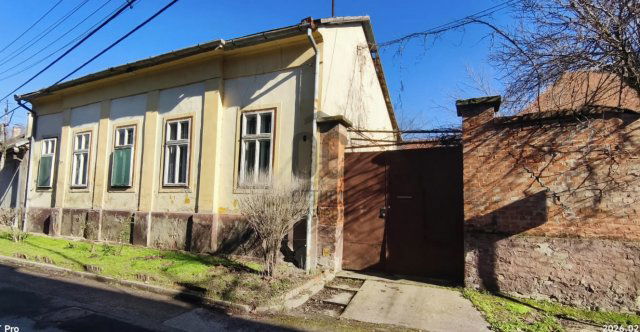 Eladó családi ház, Kalocsán 60 M Ft, 4 szobás
