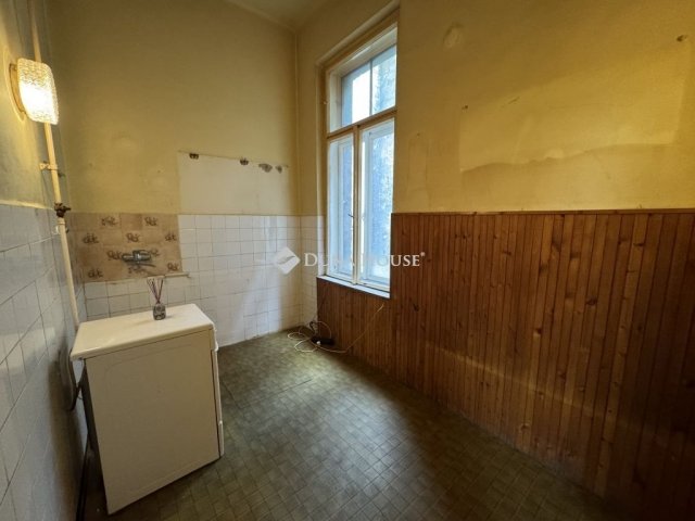 Eladó téglalakás, Budapesten, IX. kerületben 89.9 M Ft, 3 szobás