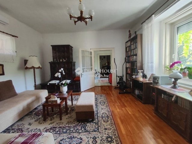 Eladó családi ház, Velencén 63 M Ft, 3 szobás