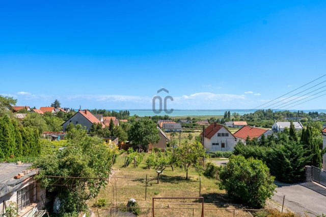 Eladó családi ház, Paloznakon 299 M Ft, 6 szobás