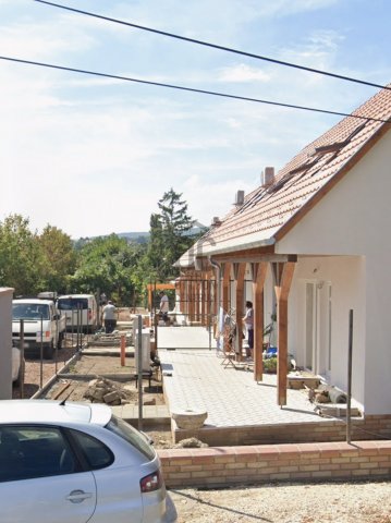 Eladó családi ház, Pomázon 98 M Ft, 2 szobás