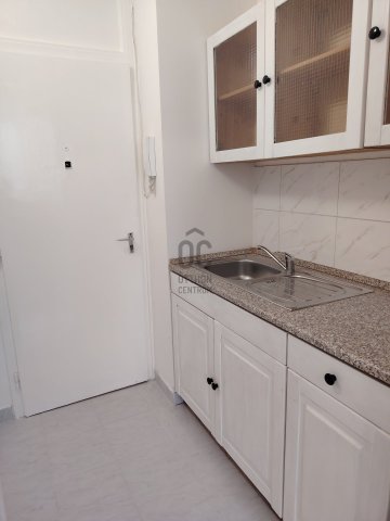 Kiadó téglalakás, albérlet, Szekszárdon, Mikes utcában