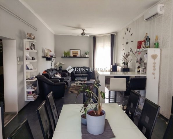 Eladó családi ház, Budapesten, XX. kerületben 140 M Ft, 4 szobás