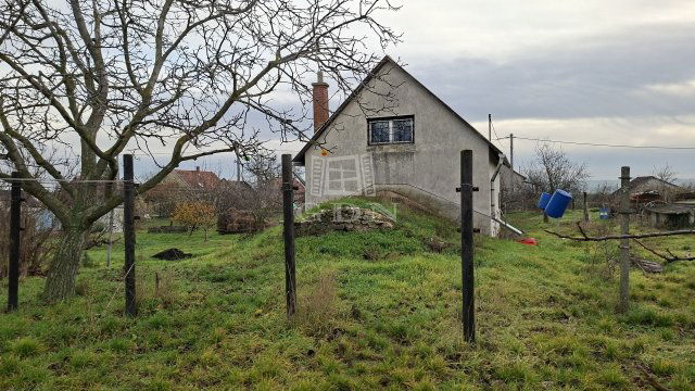 Eladó mezogazdasagi ingatlan, Öskün 28 M Ft