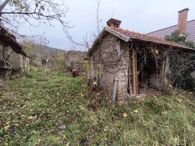 Eladó családi ház, Kisgyőrön 26.9 M Ft, 2 szobás