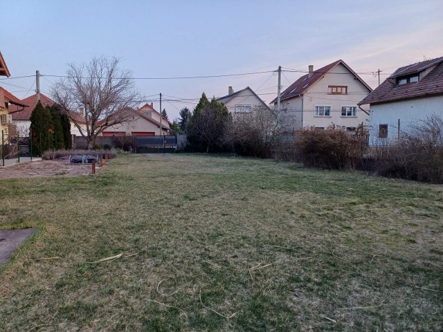 Eladó telek, Pilisvörösváron 60 M Ft / költözzbe.hu