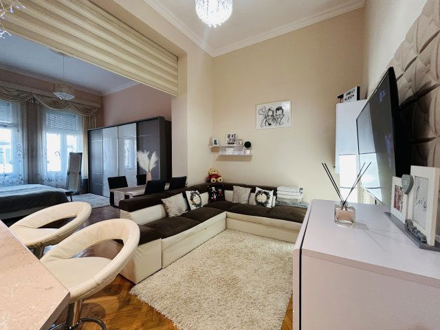 Eladó téglalakás, Budapesten, VII. kerületben 77 M Ft, 2 szobás