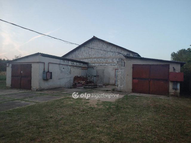 Eladó családi ház, Nyírábrányon 42 M Ft, 3 szobás