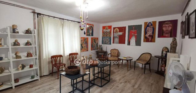 Eladó családi ház, Kapolcson 27.9 M Ft, 1 szobás