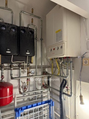 Eladó családi ház, Martonvásáron 109 M Ft, 4+1 szobás