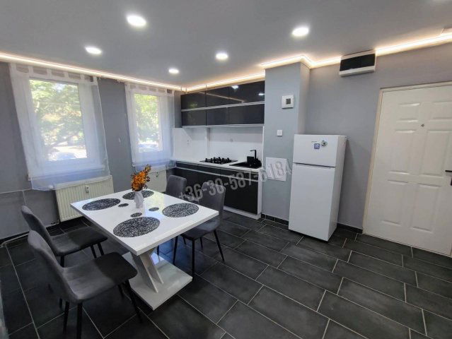 Eladó panellakás, Budapesten, XX. kerületben 69.9 M Ft, 2 szobás