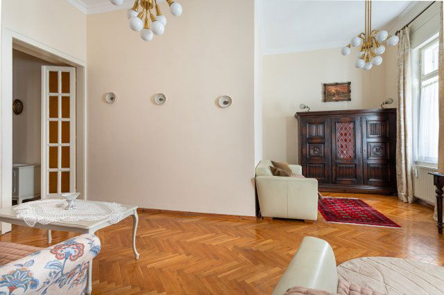 Eladó téglalakás, Budapesten, V. kerületben 149 M Ft, 2+1 szobás