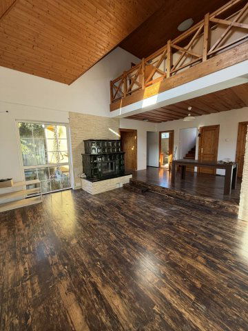 Kiadó családi ház, albérlet, Szombathelyen 374 E Ft / hó