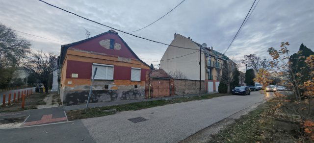 Eladó családi ház, Szegeden, Hattyú utcában 60 M Ft, 2+1 szobás