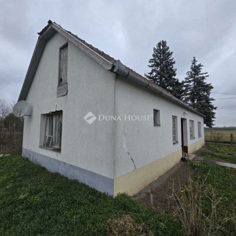 Eladó mezogazdasagi ingatlan, Kiskőrösön 13 M Ft, 2 szobás