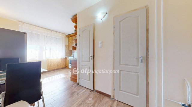 Eladó panellakás, Miskolcon 33.5 M Ft, 1+2 szobás