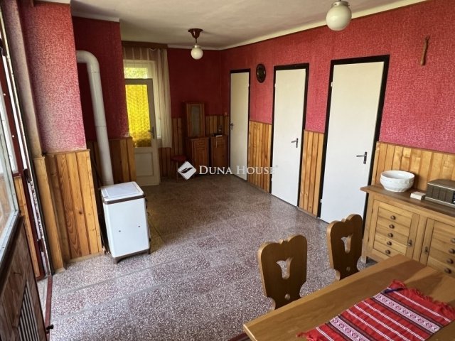 Eladó nyaraló, Kulcson 28.9 M Ft, 3 szobás / költözzbe.hu