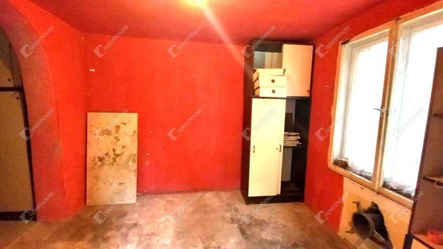 Eladó családi ház, Besenyszögön 10.99 M Ft, 3 szobás