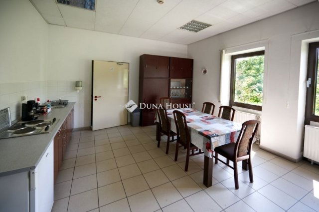 Eladó ipari ingatlan, Alsónémediben 853.6 M Ft