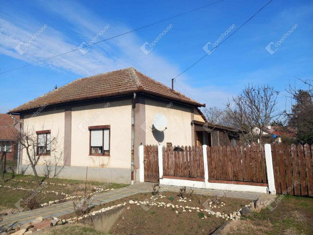Eladó családi ház, Nagykörűn 17.99 M Ft, 3 szobás