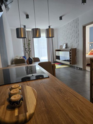 Kiadó téglalakás, albérlet, VIII. kerületben, Corvin sétányon