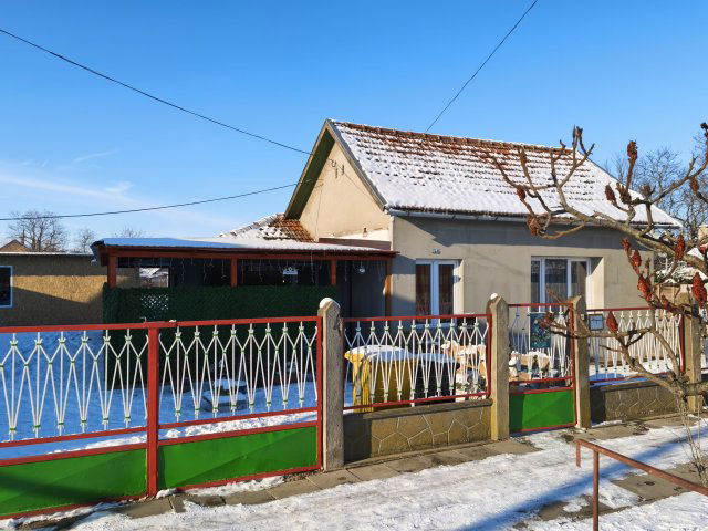 Eladó családi ház, Csanádpalotán 12.8 M Ft, 2 szobás