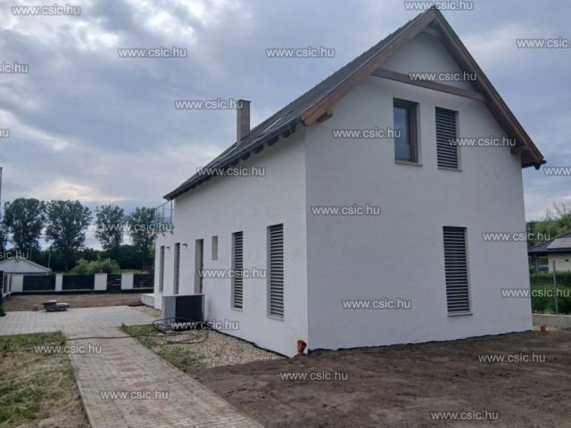 Eladó családi ház, Őrbottyánban 149 M Ft, 4 szobás