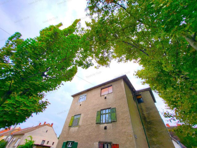 Eladó téglalakás, Győrött 43.9 M Ft, 2 szobás