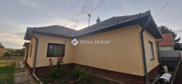 Eladó családi ház, Ordacsehin 37.9 M Ft, 4 szobás