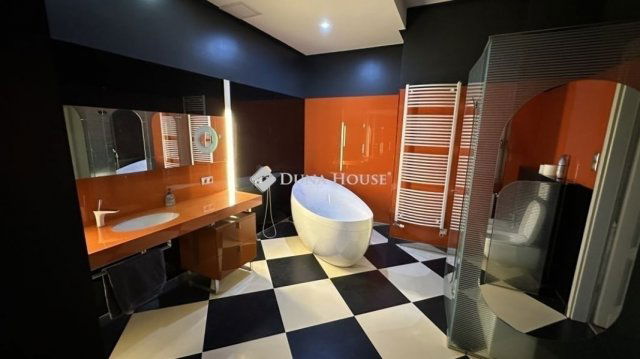 Eladó téglalakás, Budapesten, V. kerületben 480 M Ft, 4 szobás