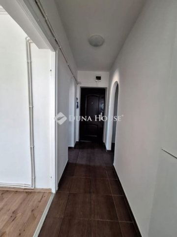 Eladó téglalakás, Pécsett 44.9 M Ft, 2 szobás