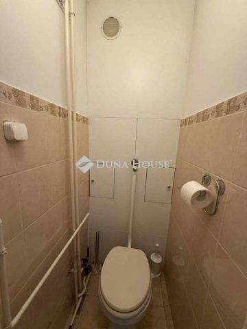 Eladó panellakás, Kecskeméten 54 M Ft, 2 szobás