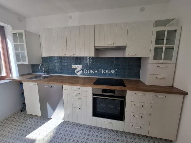 Eladó családi ház, Piliscsabán 95 M Ft, 3 szobás