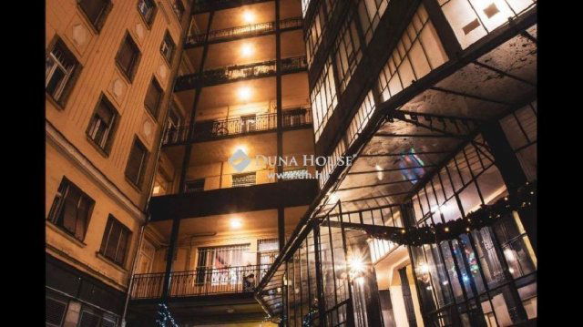 Eladó téglalakás, Budapesten, VII. kerületben 69.9 M Ft