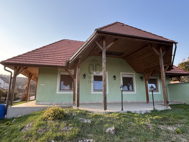 Eladó ikerház, Iszkaszentgyörgyön 89.5 M Ft, 5 szobás