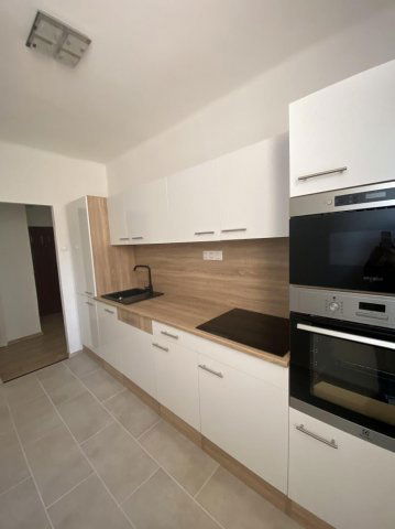 Kiadó téglalakás, albérlet, Tatabányán 220 E Ft / hó