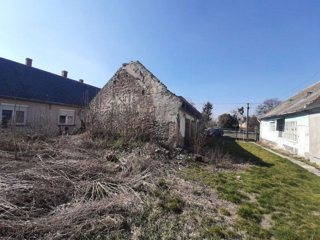 Eladó családi ház, Tárkányban 8.5 M Ft, 2 szobás