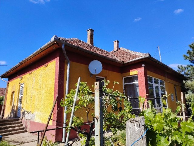 Eladó családi ház, Jászalsószentgyörgyon 35 M Ft, 2+1 szobás