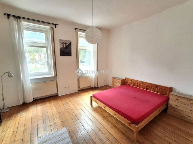 Eladó téglalakás, Budapesten, XV. kerületben 72 M Ft, 2 szobás
